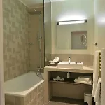 Hotel Restaurant Les Grains D'argent - Epernay