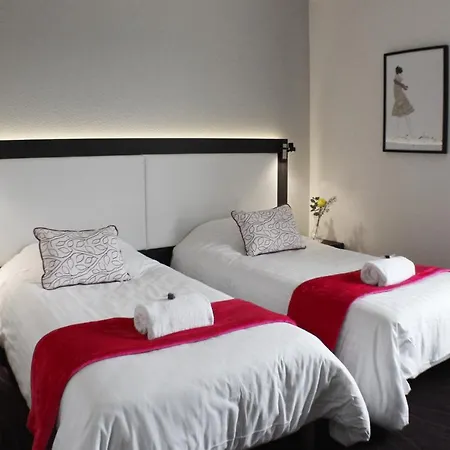 Hotel Restaurant Les Grains D'argent - Epernay