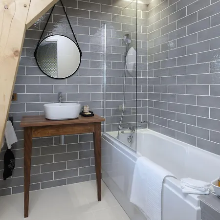 Hotel Restaurant Les Grains D'argent - Epernay Dizy